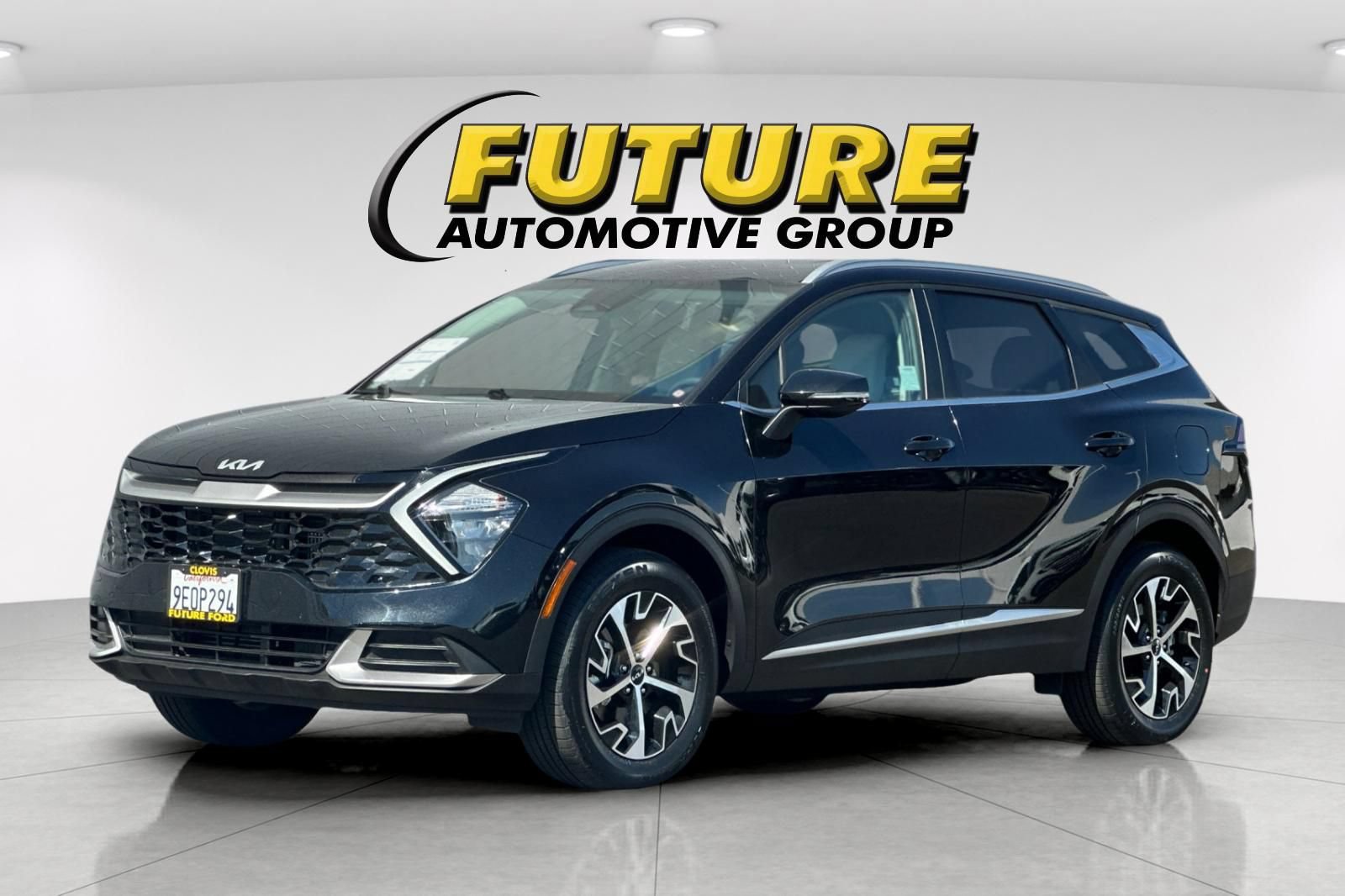 Used 2023 Kia Sportage EX AWD/4WD image 7