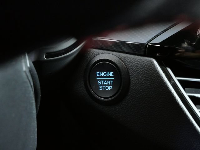 Certified 2025 Ford Escape ST-Line AWD/4WD image 25