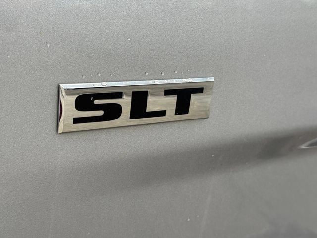 Used 2023 RAM 1500 Classic SLT w/ Protection Group AWD/4WD image 17