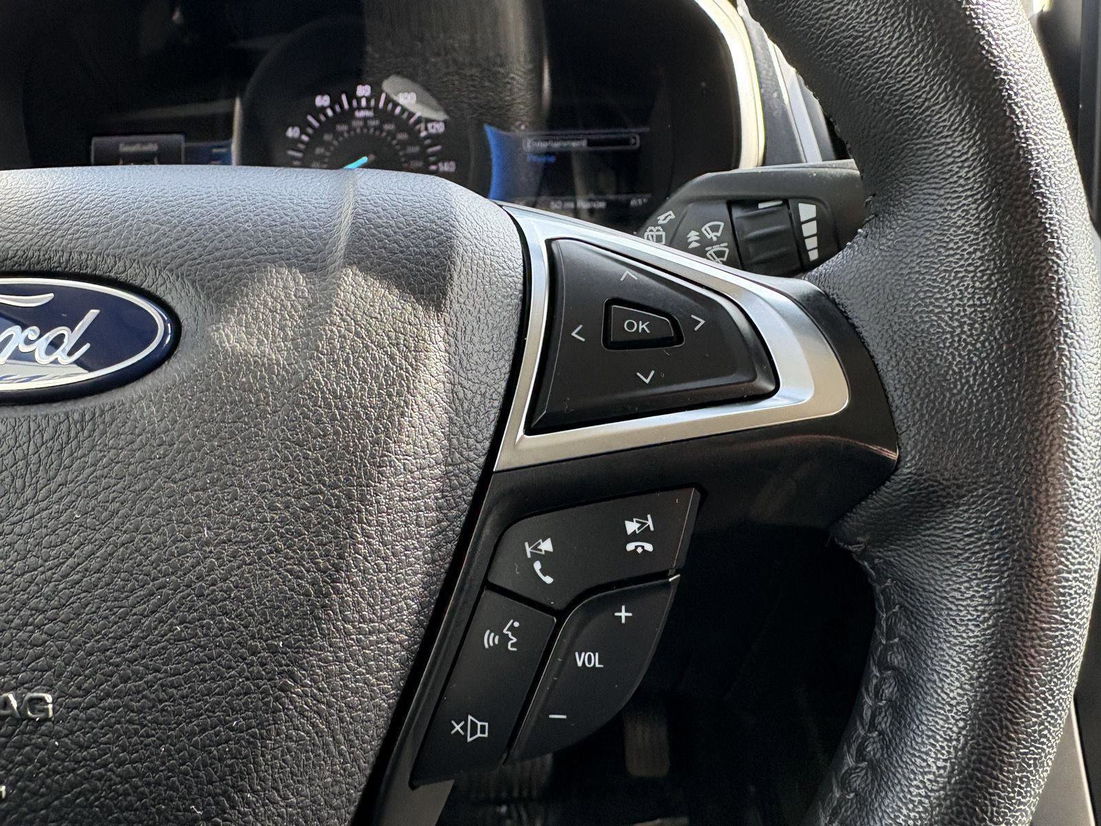 Certified 2024 Ford Edge SEL w/ Convenience Package image 11