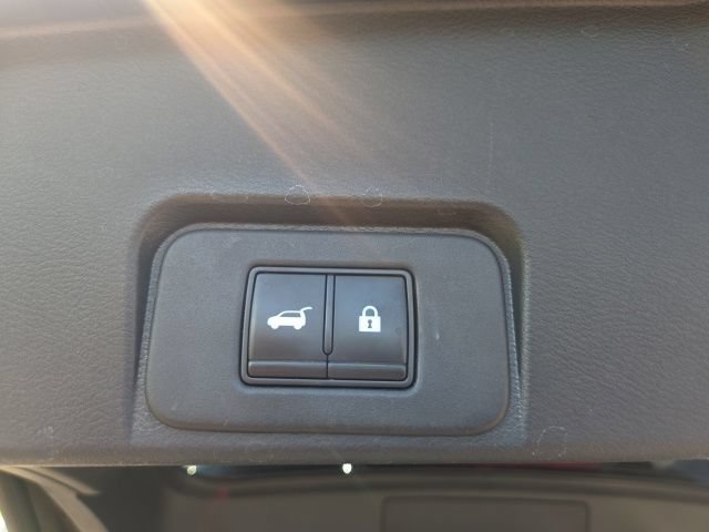 Used 2021 Nissan Rogue SL FWD image 13