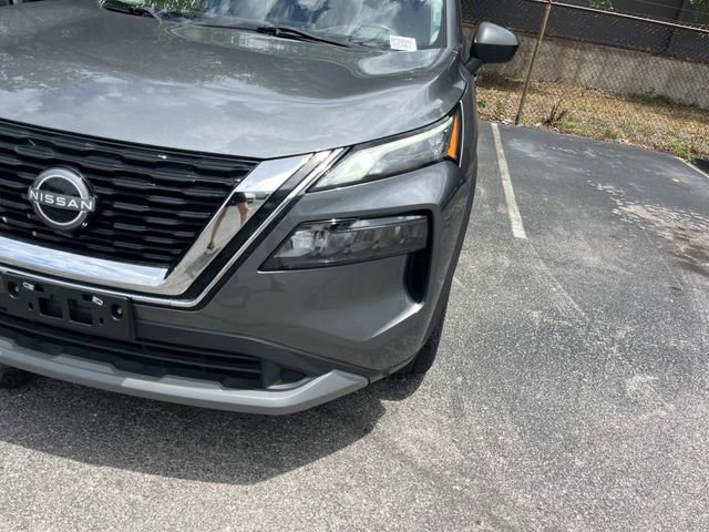 Used 2023 Nissan Rogue S AWD/4WD image 11
