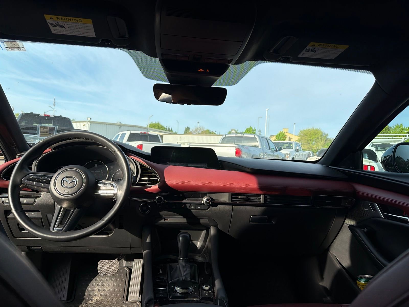 Used 2021 MAZDA MAZDA3 Hatchback w/Premium Plus Pkg image 11