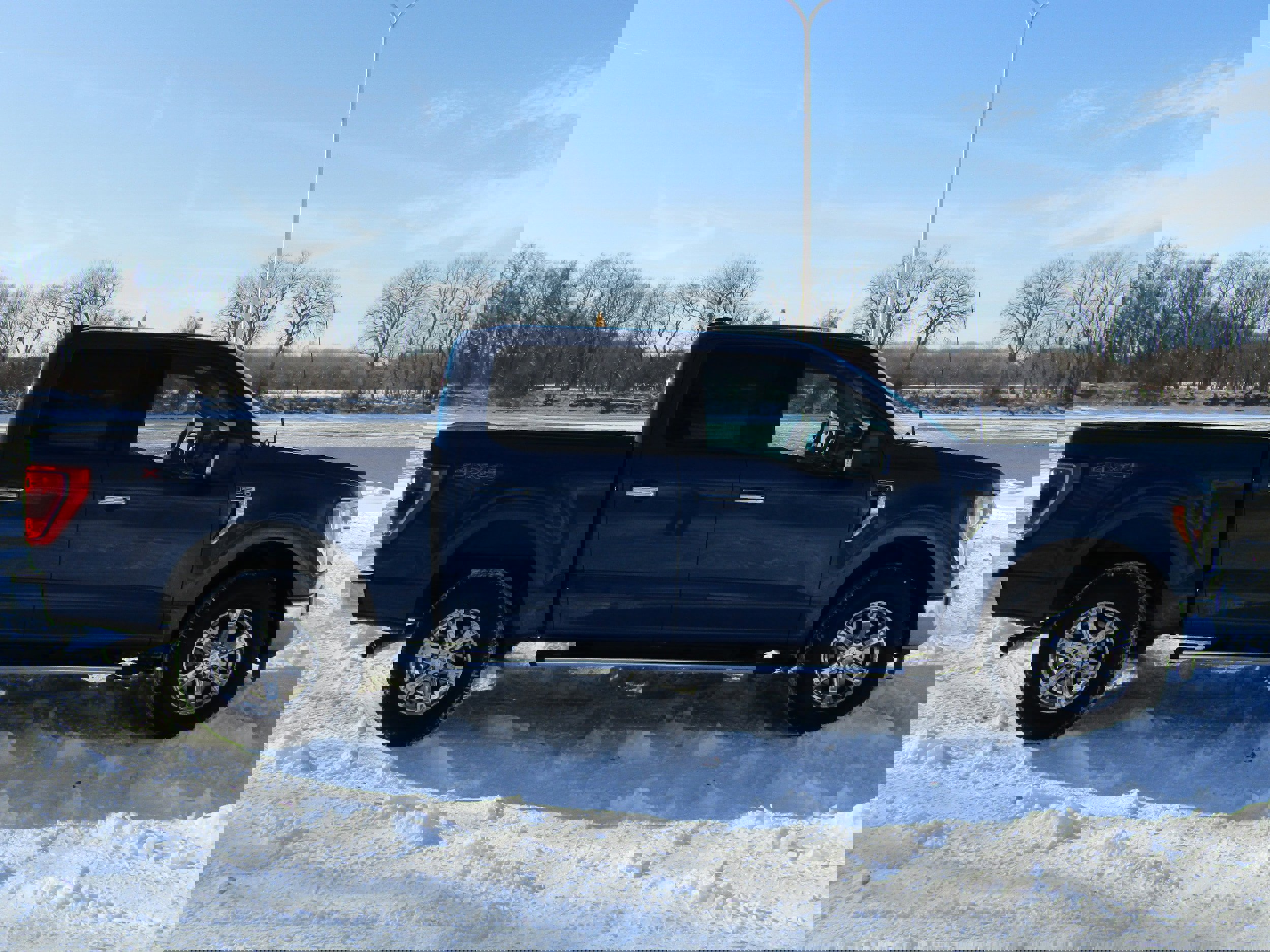 Certified 2022 Ford F150 XLT w/ Equipment Group 302A High image 5