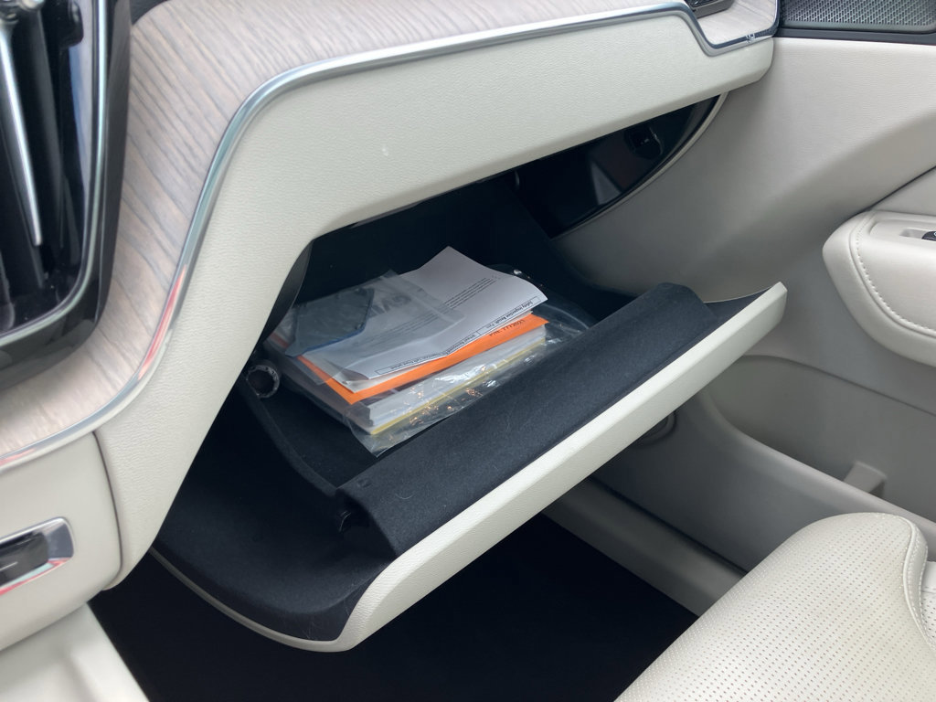 Used 2021 Volvo XC60 T6 Inscription w/ Advanced Package image 21