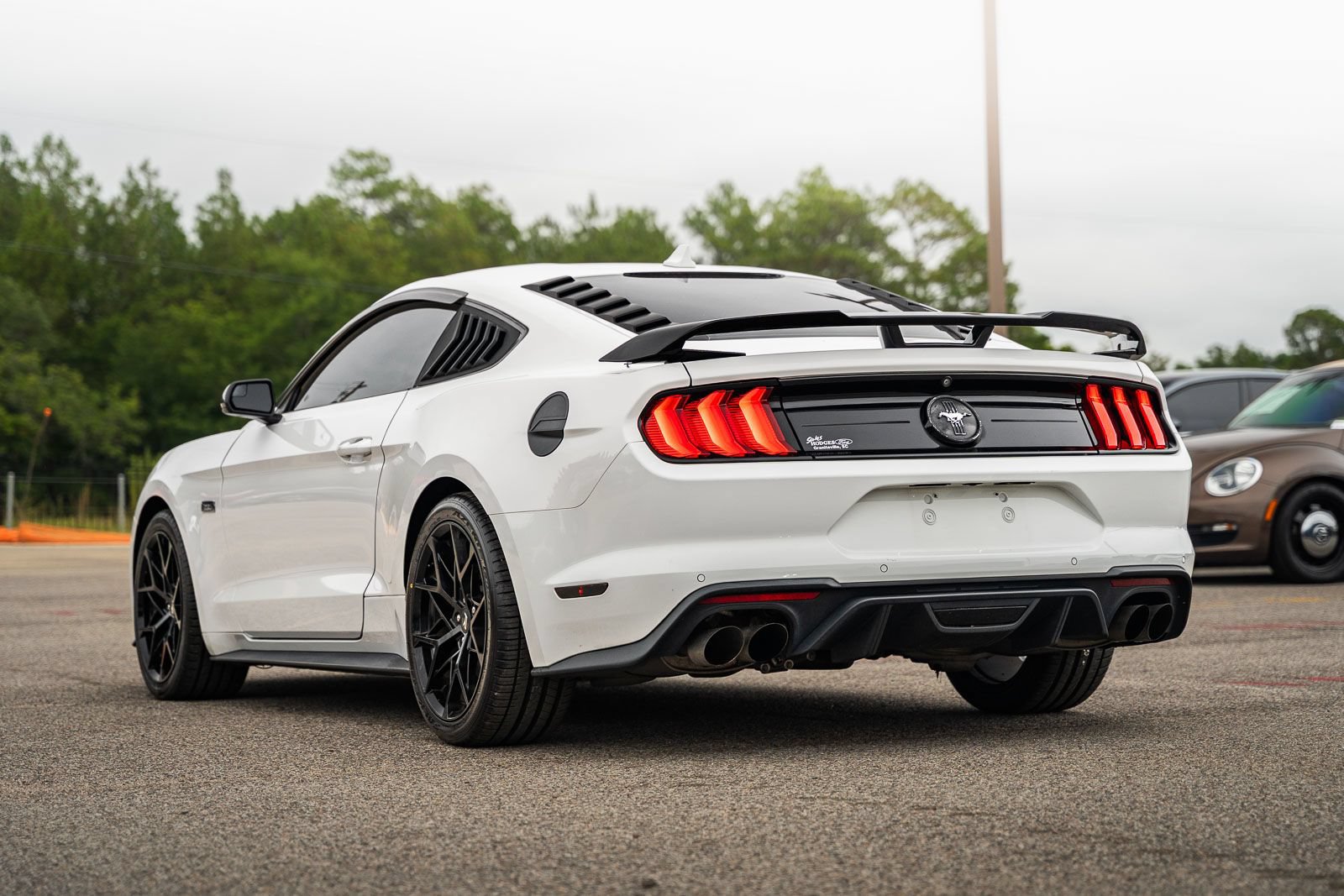Certified 2020 Ford Mustang Coupe w/ 2.3L High Performance Package RWD image 5