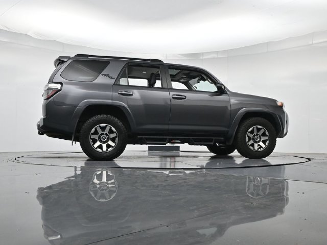 Used 2023 Toyota 4Runner TRD Off-Road Premium w/ Off Road Premium Plus Package AWD/4WD image 40