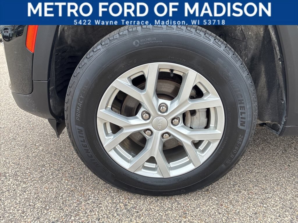 Used 2023 Jeep Grand Cherokee Limited AWD/4WD image 46