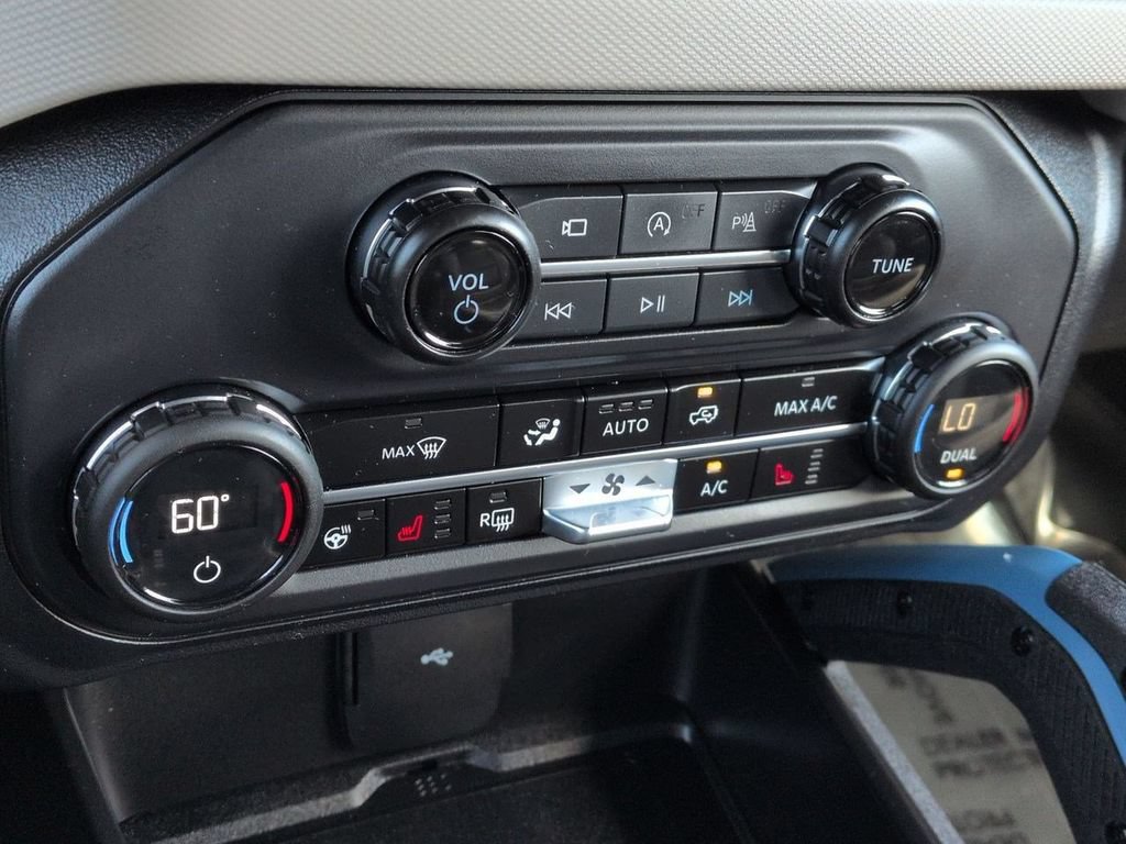 Certified 2023 Ford Bronco Wildtrak AWD/4WD image 20