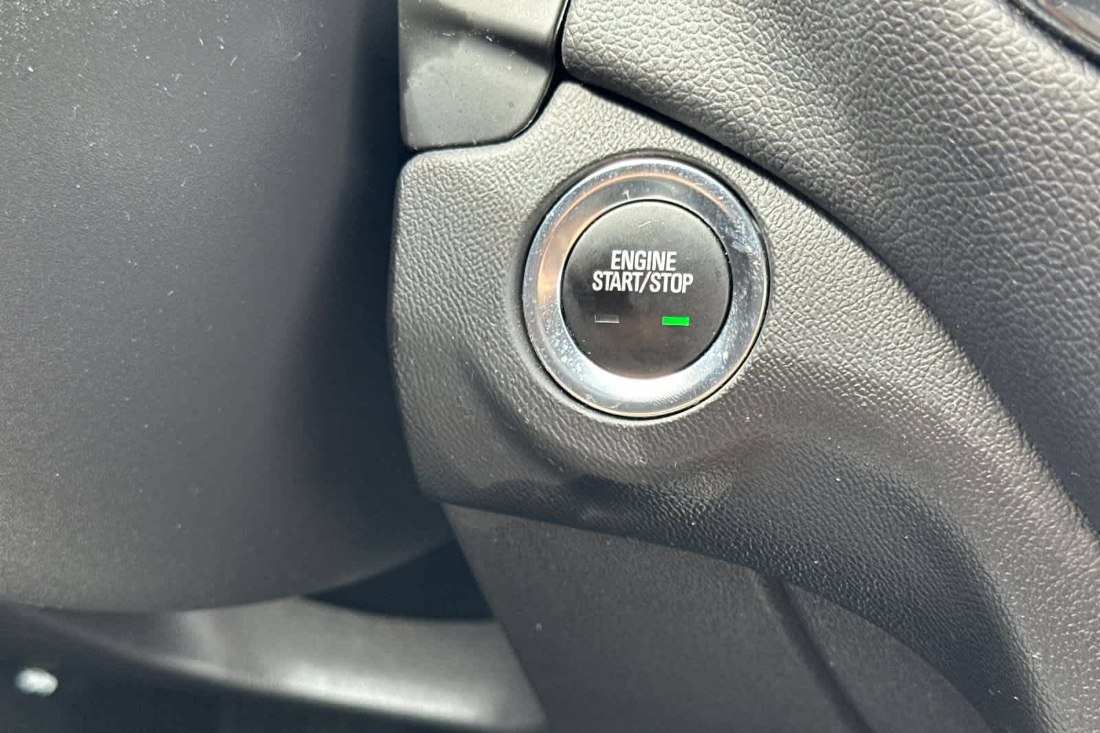 Used 2022 Chevrolet Equinox LT w/ LPO, Floor Liner Package AWD/4WD image 22