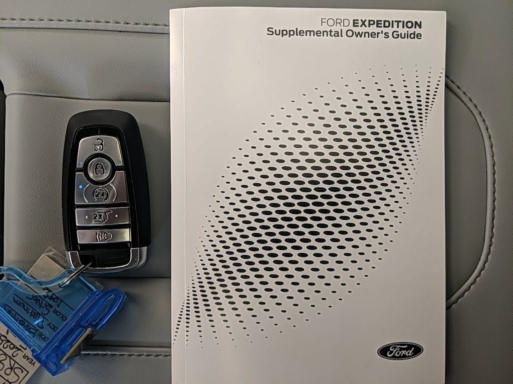 Certified 2025 Ford Expedition Max Platinum image 37