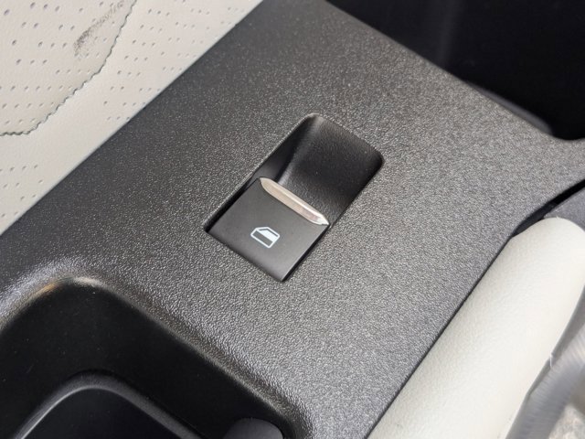 Certified 2025 Ford Explorer Platinum w/ Ultimate Package image 31