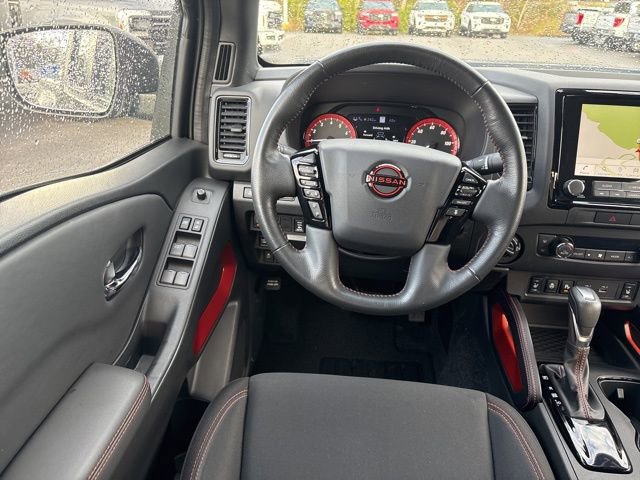 Used 2022 Nissan Frontier PRO-4X image 13