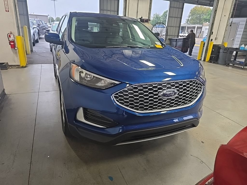 Certified 2023 Ford Edge SEL
