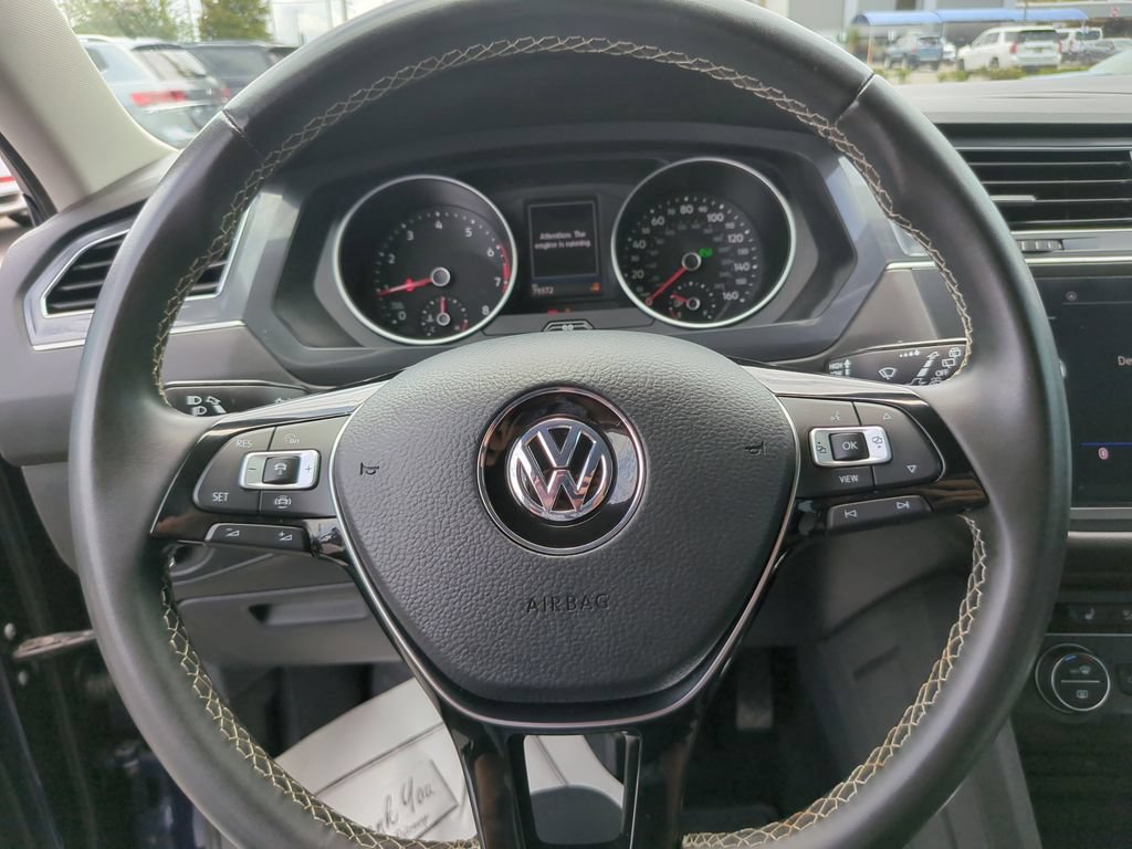 Used 2021 Volkswagen Tiguan SE FWD image 30