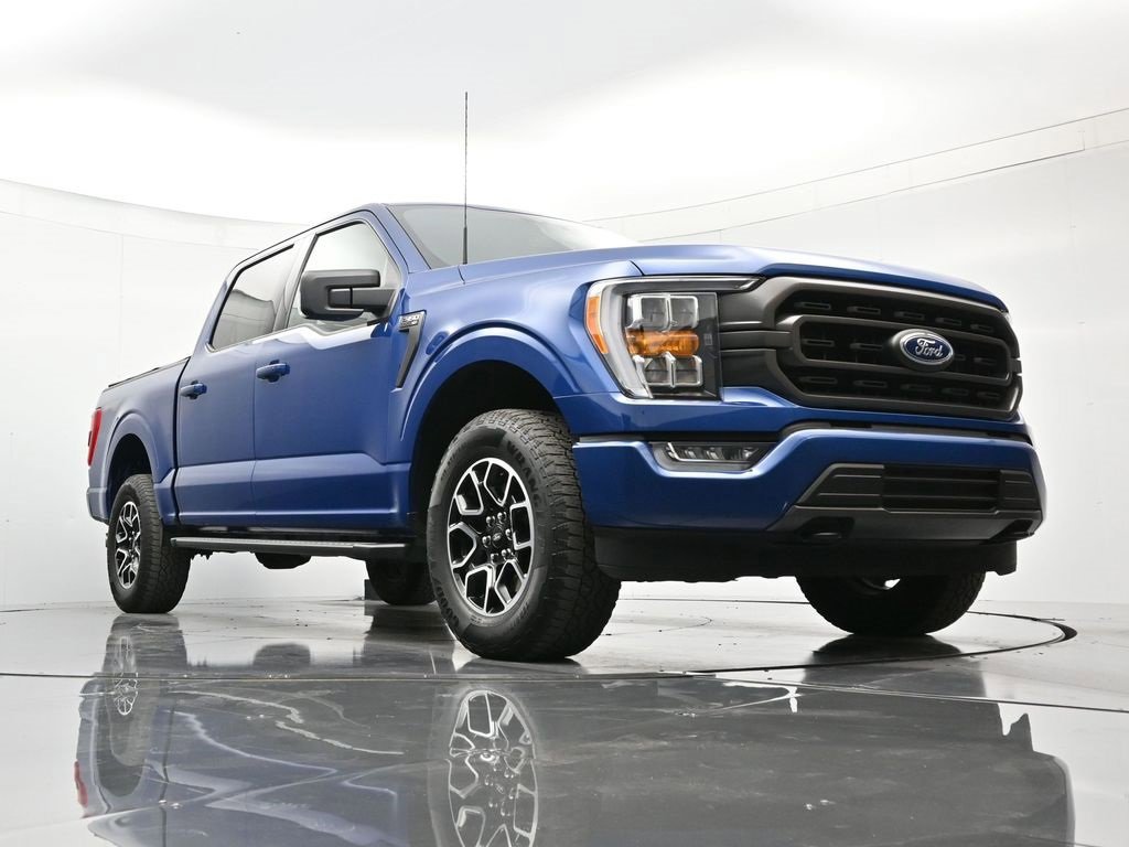 Certified 2022 Ford F150 XLT w/ Equipment Group 302A High image 21