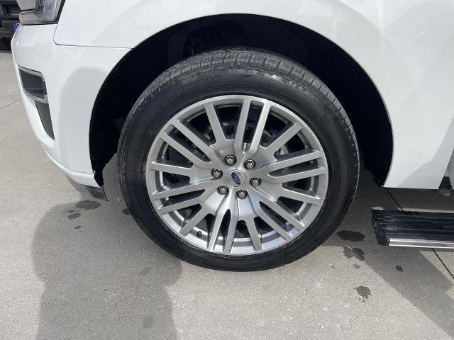 Certified 2023 Ford Expedition Platinum image 10