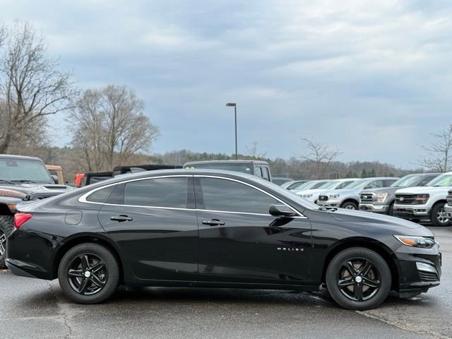 Used 2025 Chevrolet Malibu LS image 9
