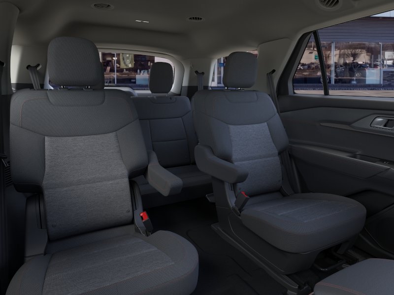 Certified 2026 Ford Explorer Active AWD/4WD image 33