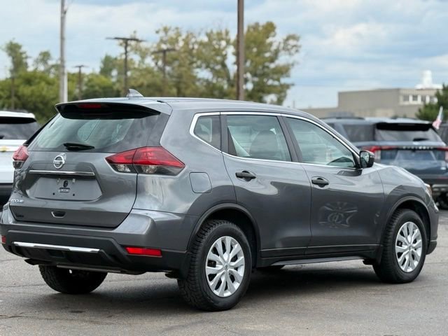 Used 2019 Nissan Rogue S image 8