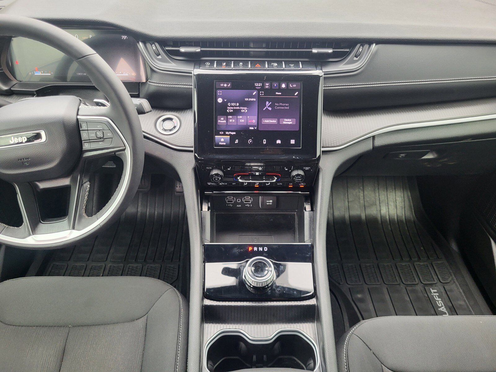 Used 2025 Jeep Grand Cherokee L Laredo w/ Luxury Tech Group I image 15