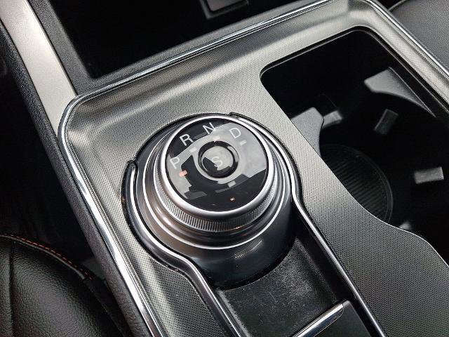 Certified 2024 Ford Edge ST-Line w/ Class II Trailer Tow Package image 15