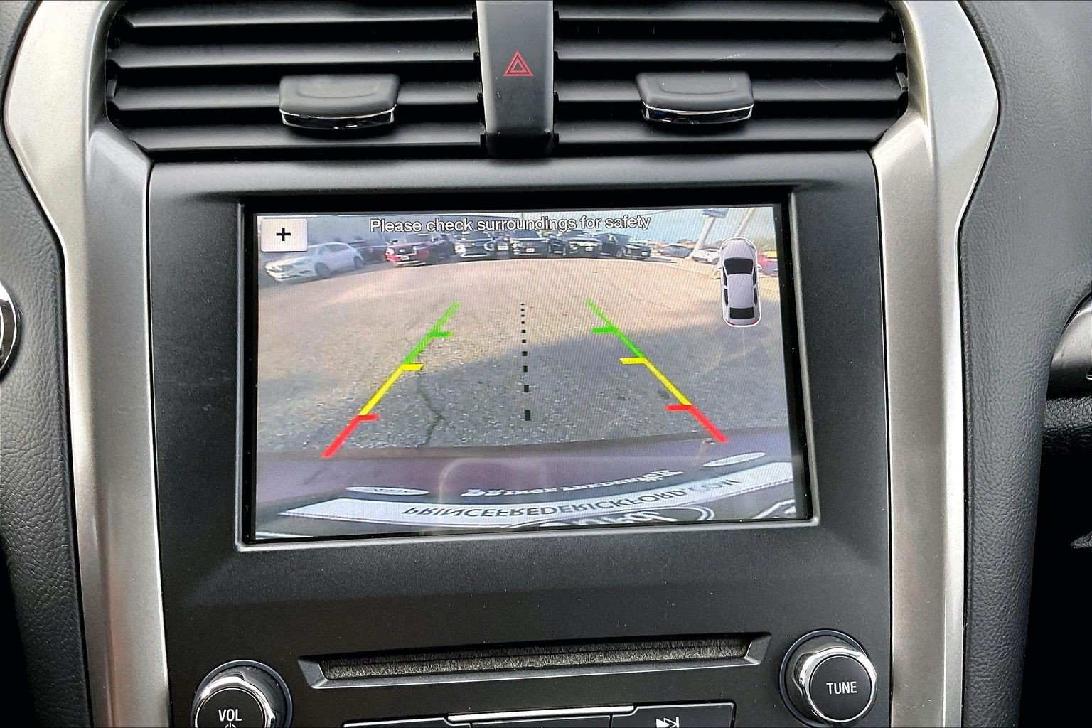 Certified 2017 Ford Fusion SE w/ Fusion SE Technology Package FWD image 21