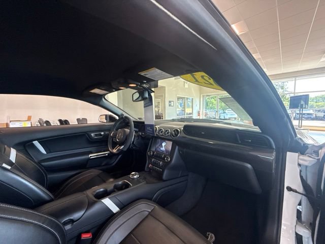 Certified 2021 Ford Mustang Shelby GT500 w/ Technology Package RWD image 12