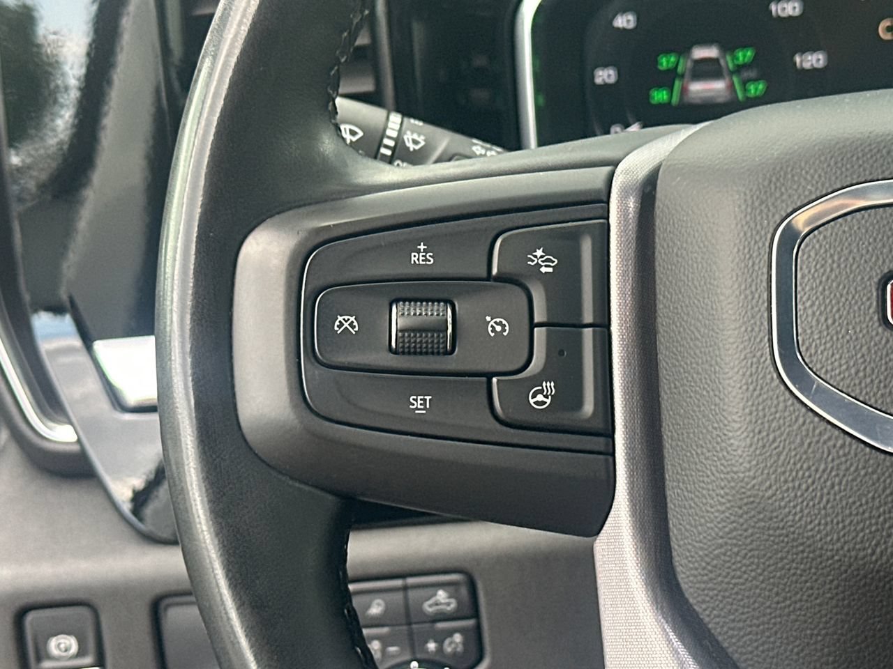 Used 2025 GMC Sierra 1500 SLT RWD image 26