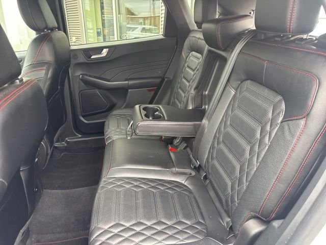 Certified 2023 Ford Escape ST-Line Elite w/ Premium Technology Package AWD/4WD image 40