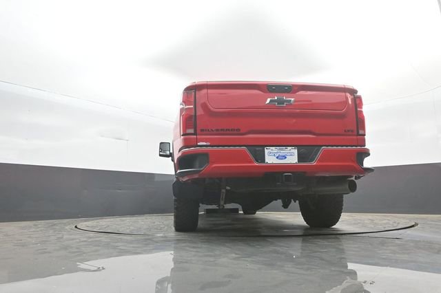 Used 2024 Chevrolet Silverado 2500 LTZ w/ LTZ Plus Package image 32