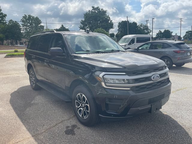 Certified 2024 Ford Expedition XLT AWD/4WD image 3