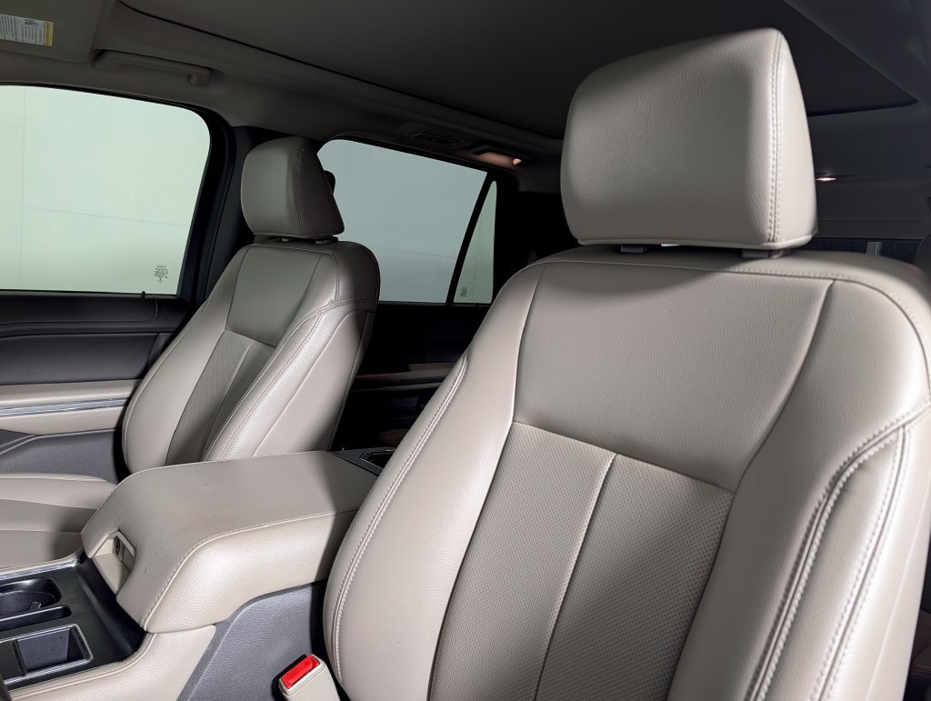 Certified 2021 Ford Expedition XLT RWD image 26