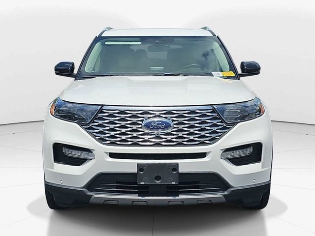 Certified 2020 Ford Explorer Platinum w/ Premium Technology Package AWD/4WD image 8