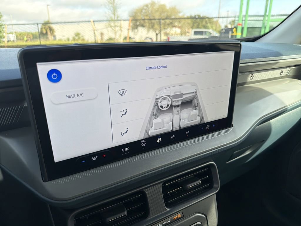 Certified 2025 Ford Maverick XL w/ Equipment Group 102A image 22