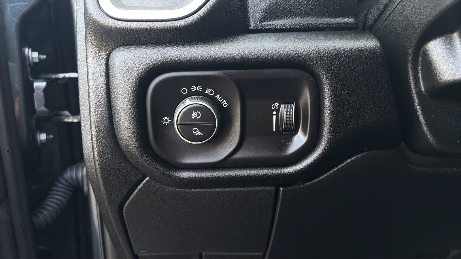 Used 2025 RAM 2500 Big Horn AWD/4WD image 23