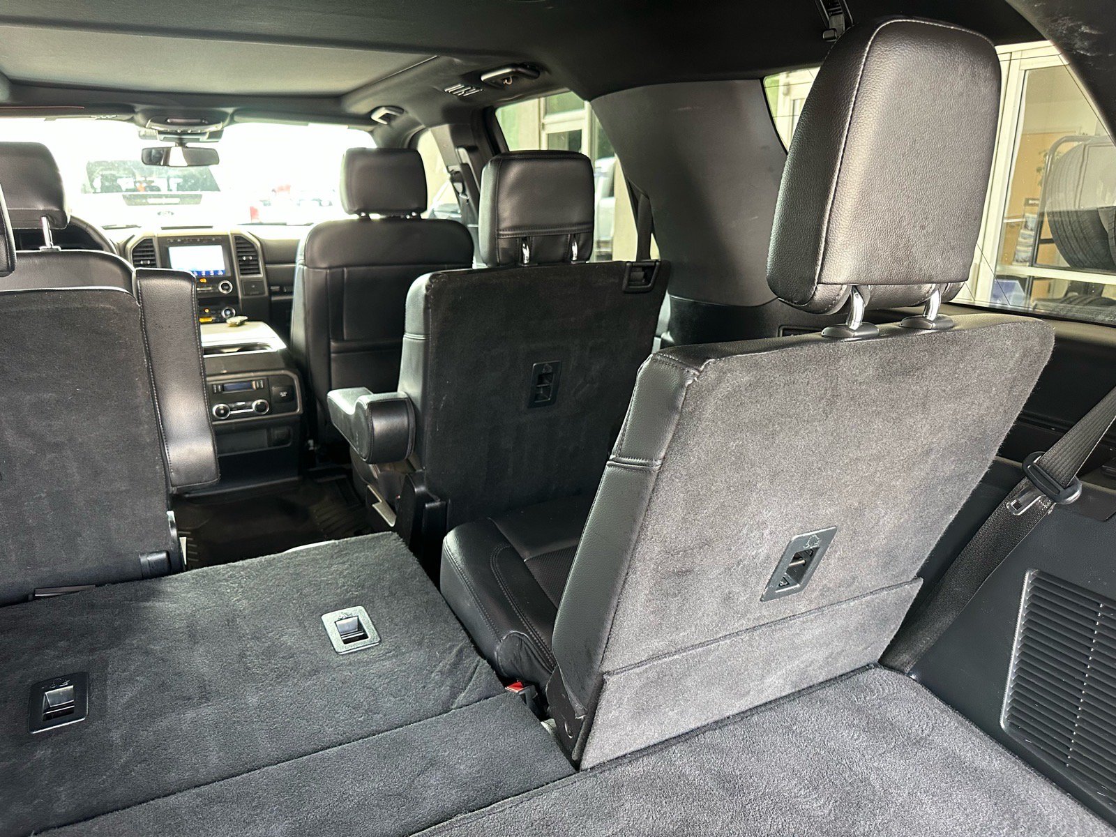 Certified 2020 Ford Expedition XLT w/ Equipment Group 202A AWD/4WD image 28