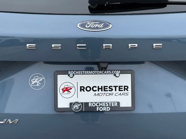 Certified 2025 Ford Escape Platinum image 40