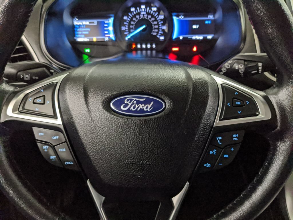 Certified 2023 Ford Edge SEL w/ Convenience Package AWD/4WD image 11
