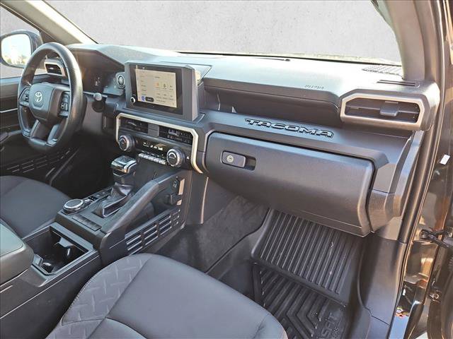 Used 2025 Toyota Tacoma SR AWD/4WD image 22