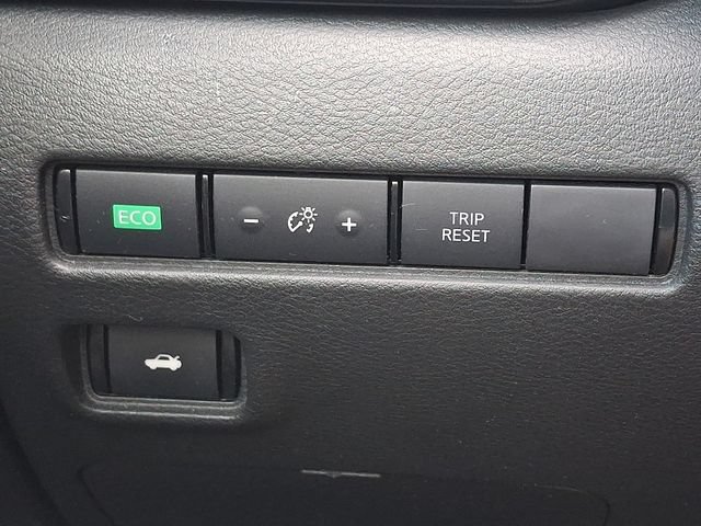 Used 2020 Nissan Sentra SV FWD image 24
