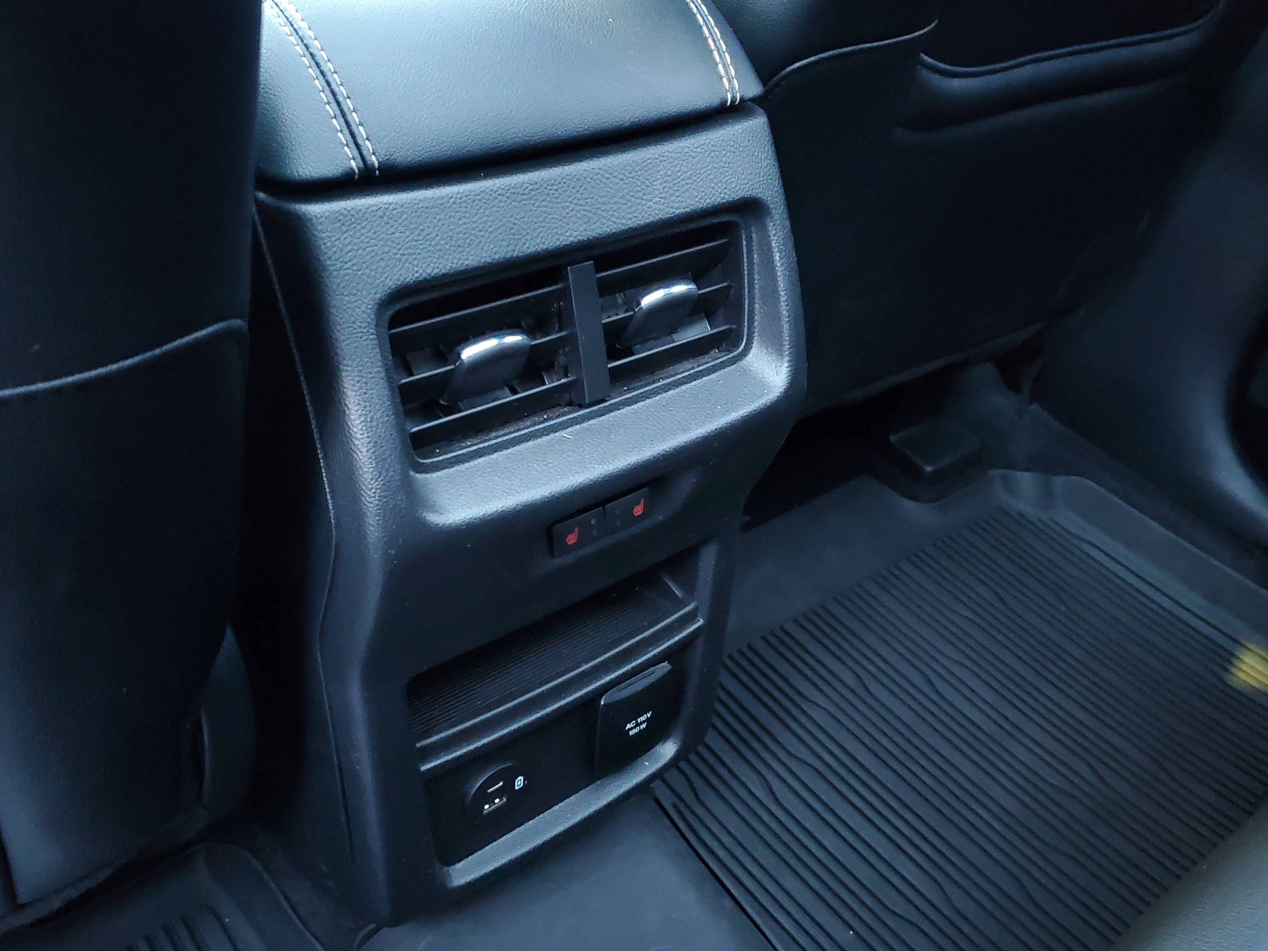 Certified 2022 Ford Edge ST w/ Equipment Group 401A image 11