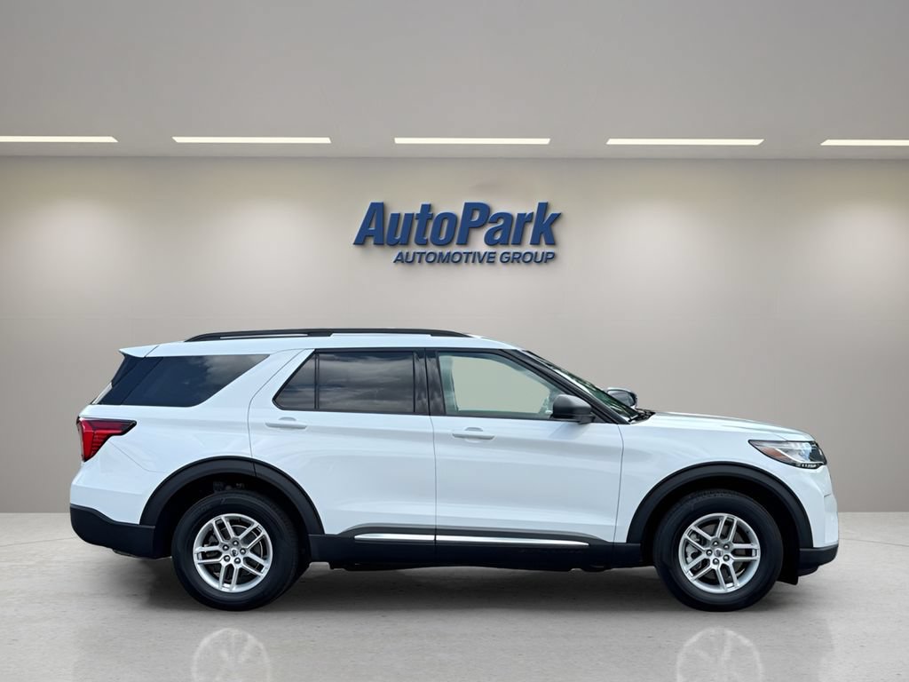Certified 2025 Ford Explorer Active AWD/4WD image 8