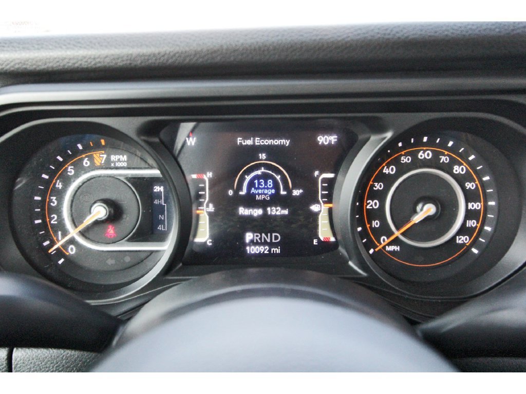 Used 2024 Jeep Gladiator Overland AWD/4WD image 15