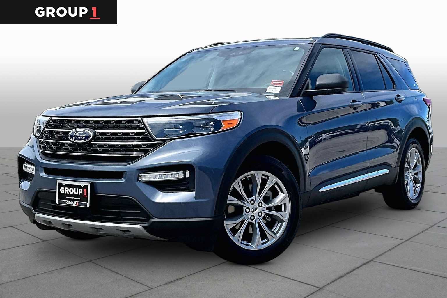 Certified 2021 Ford Explorer XLT w/ Equipment Group 202A