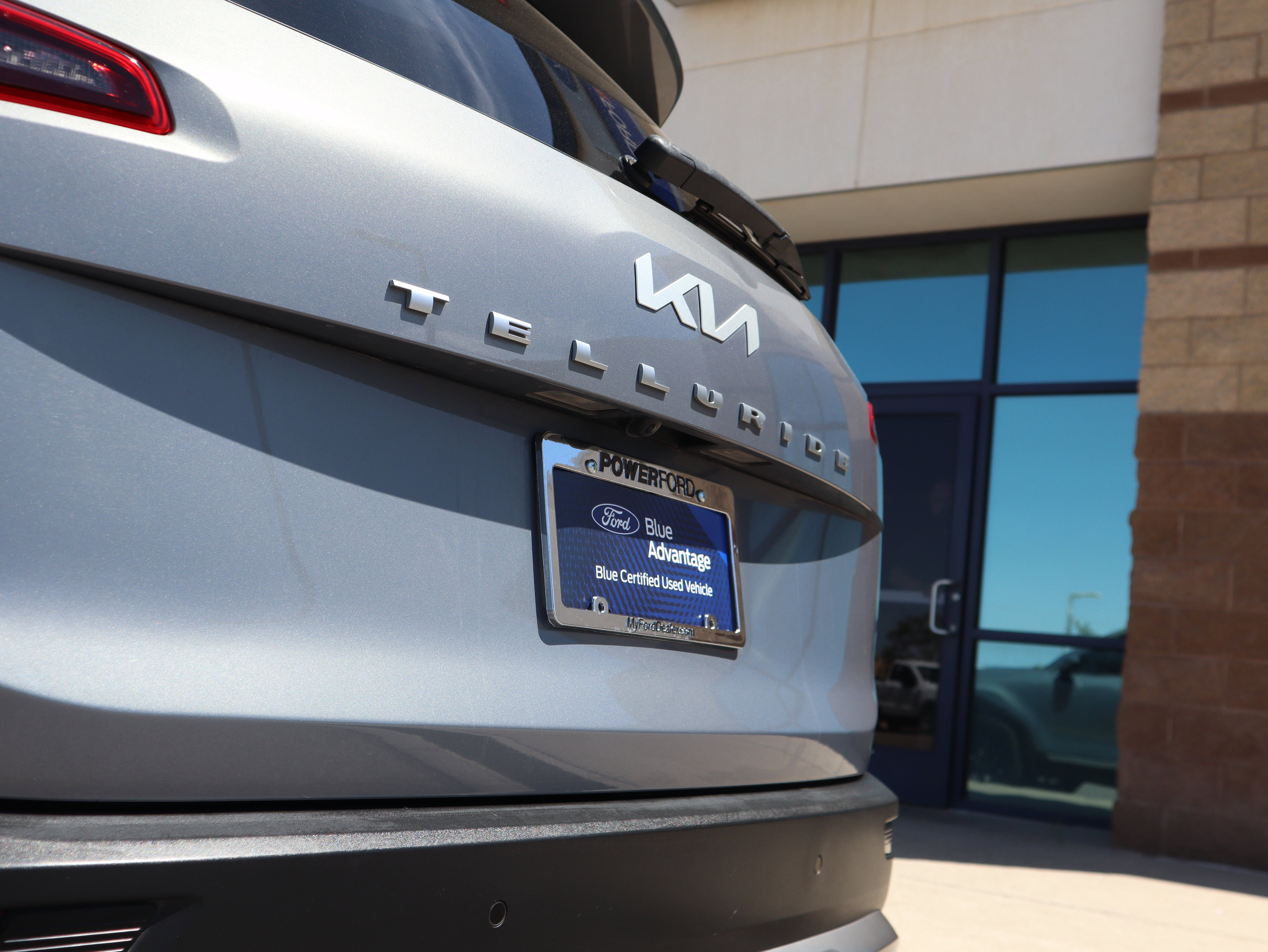 Used 2022 Kia Telluride SX FWD image 19