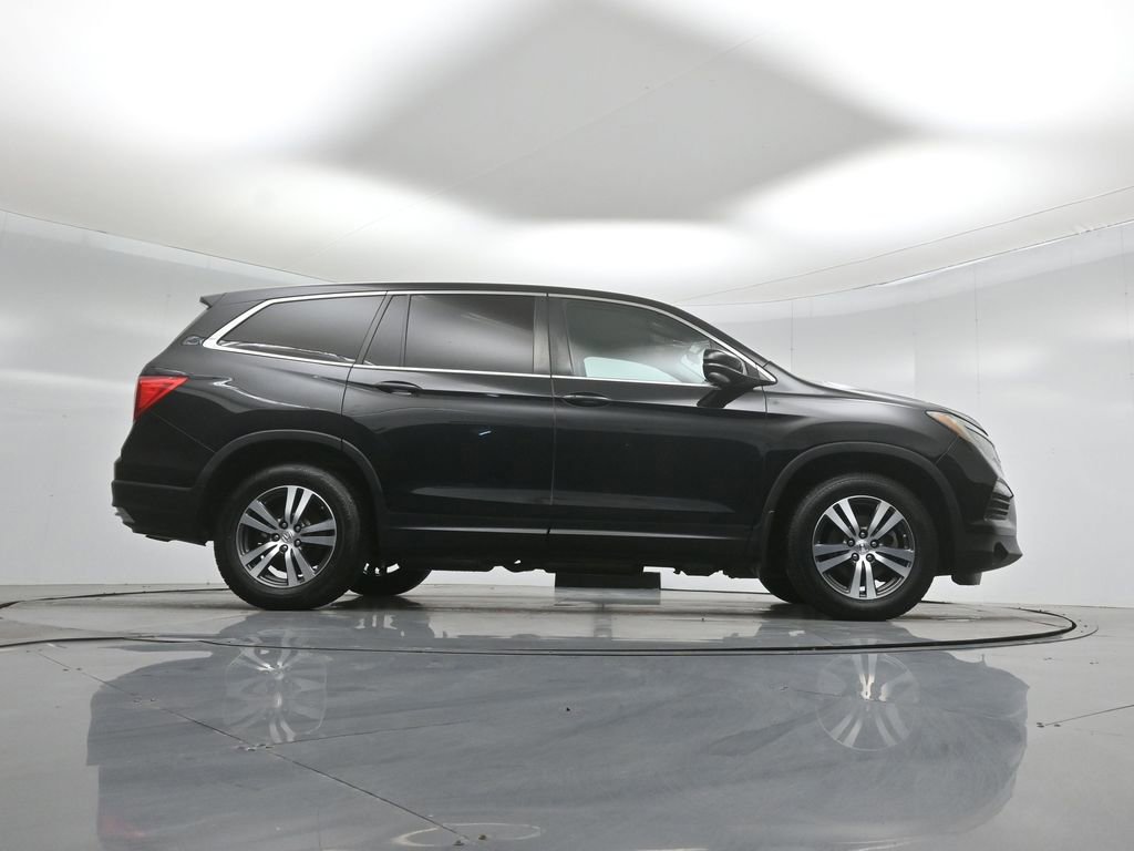 Used 2017 Honda Pilot EX image 10