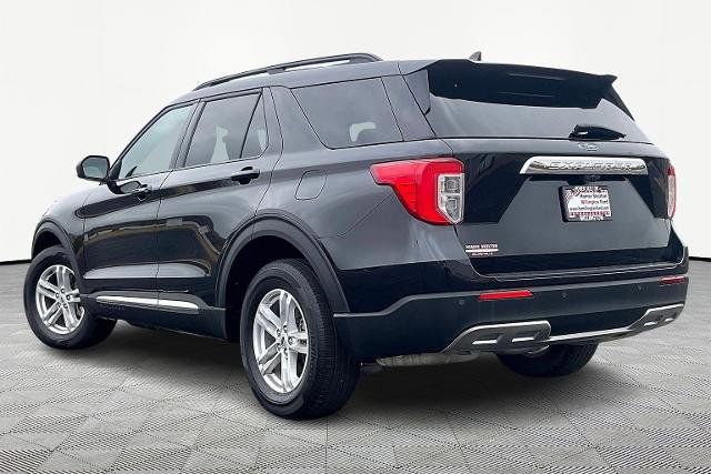 Certified 2023 Ford Explorer XLT w/ Equipment Group 202A image 10
