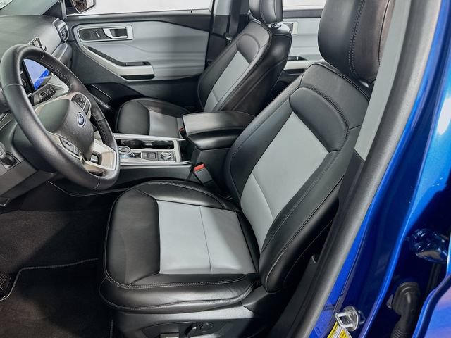 Certified 2023 Ford Explorer XLT w/ Equipment Group 202A AWD/4WD image 22