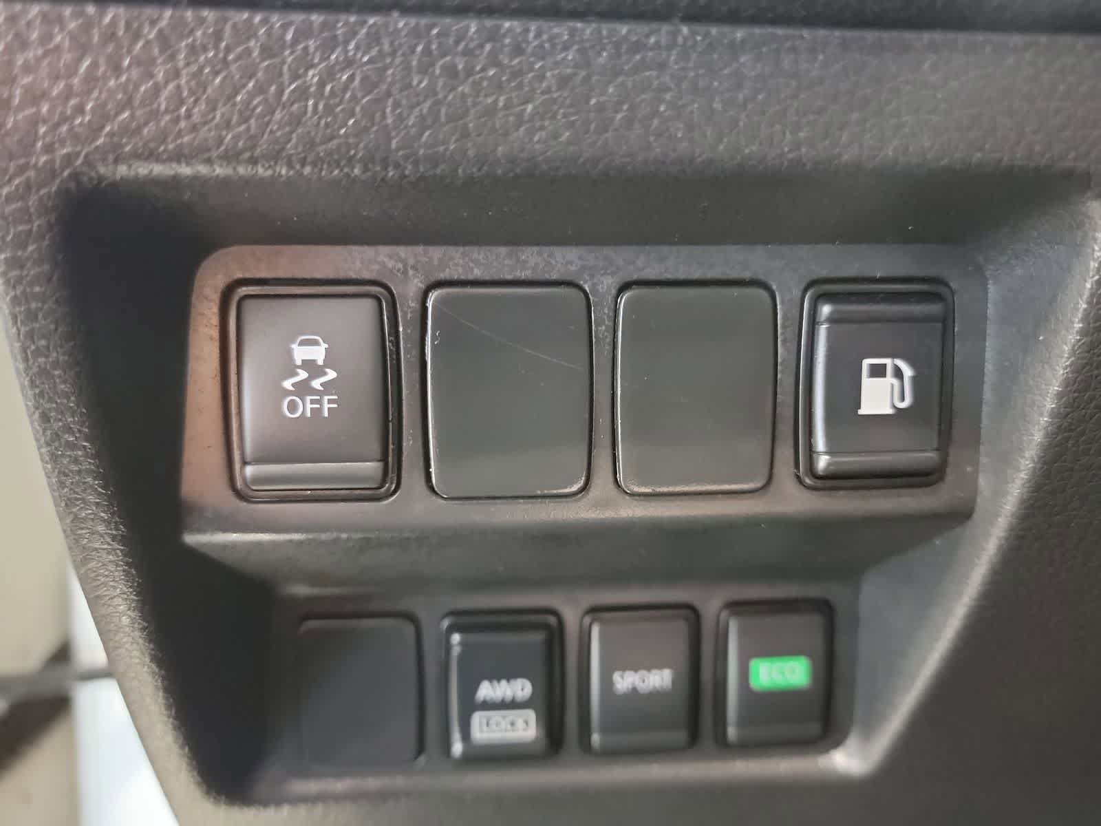 Used 2019 Nissan Rogue S AWD/4WD image 17